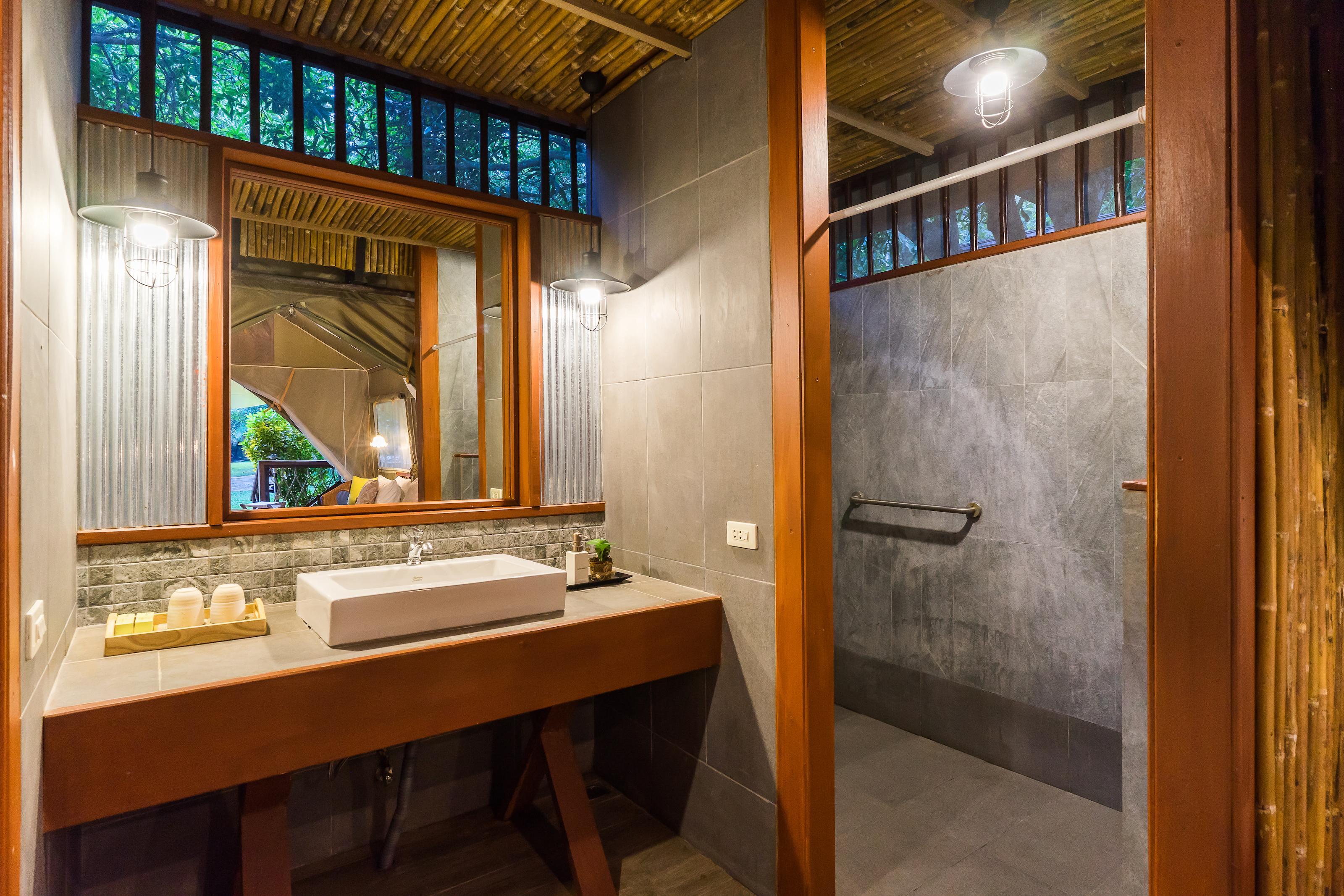 Hintok River Camp Ban Huai Maenam Noi Екстериор снимка