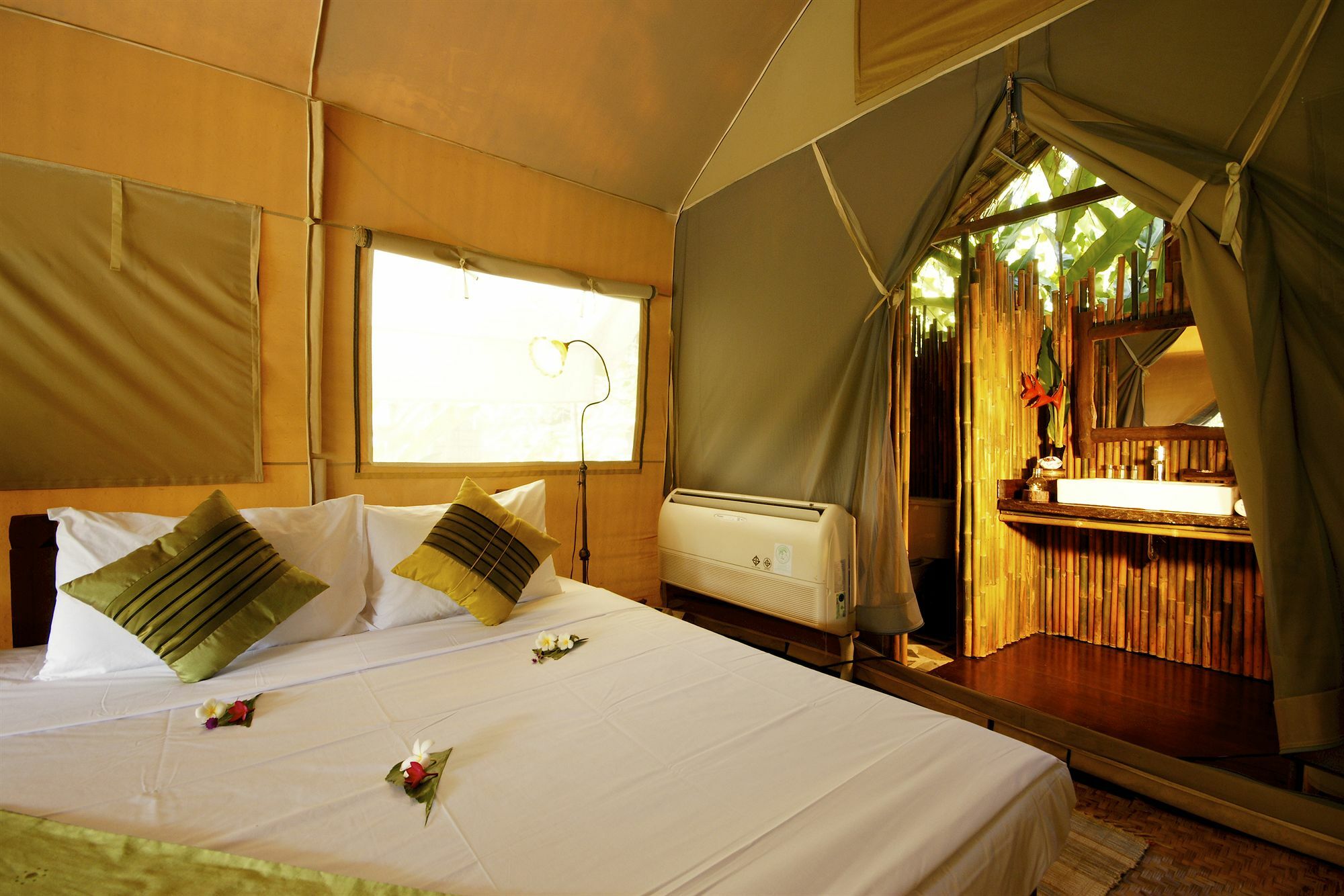 Hintok River Camp Ban Huai Maenam Noi Екстериор снимка